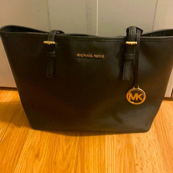 Michael Kors black leather tote - Picture 1 of 1